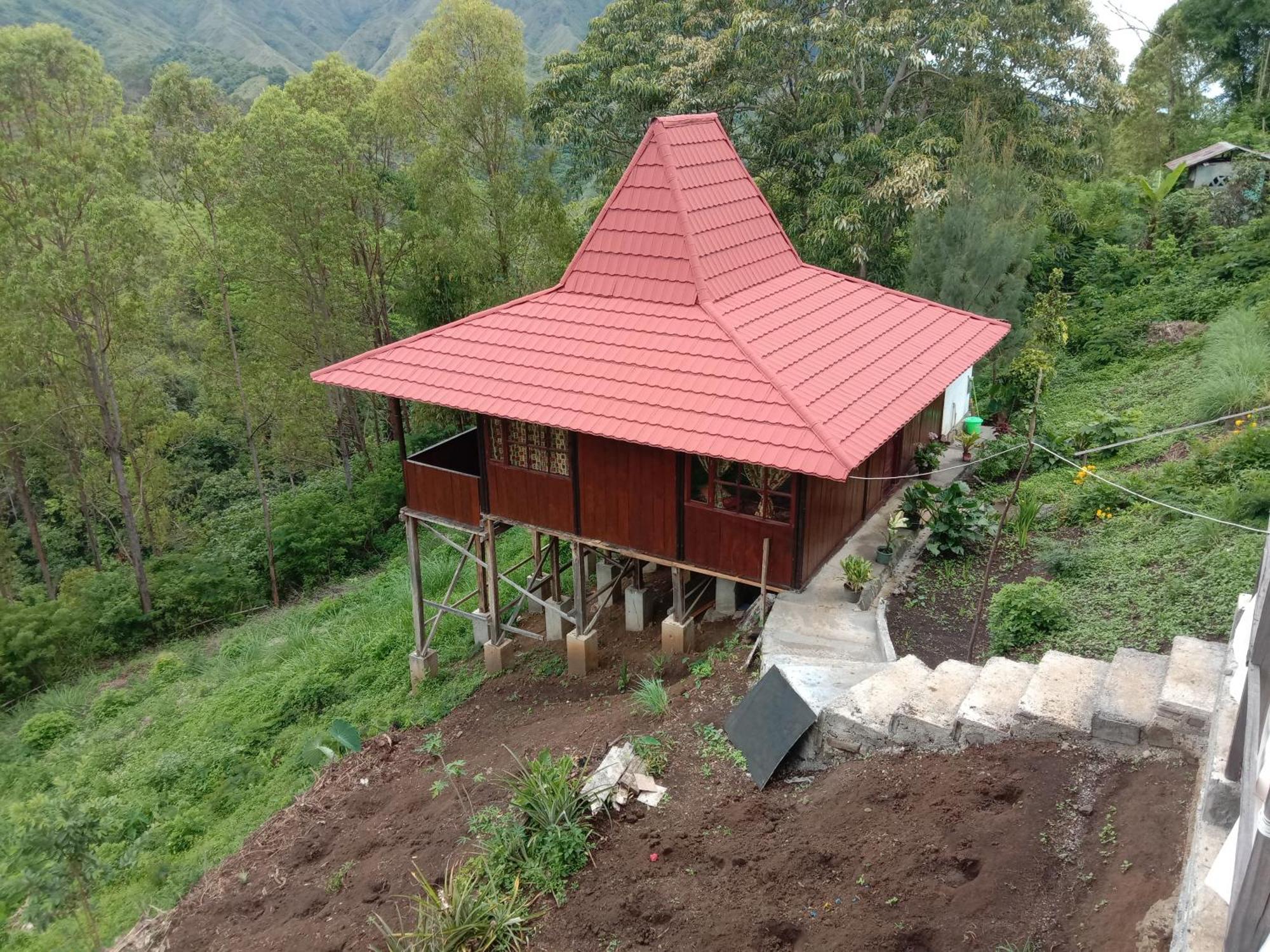 Home Stay Wolokoro Ecotourism Bajawa Номер фото